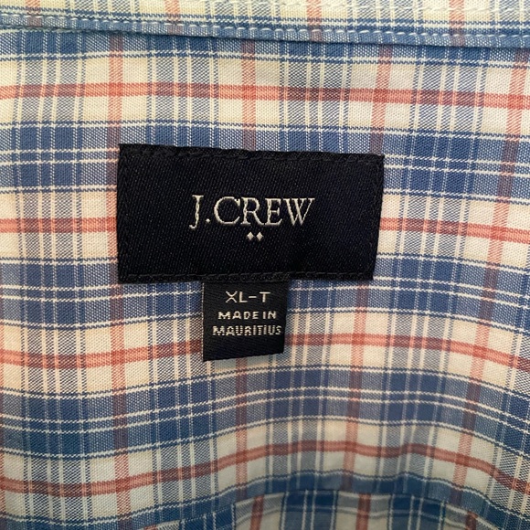 J Crew XL-T button down, great shape with very little wear - Picture 3 of 6